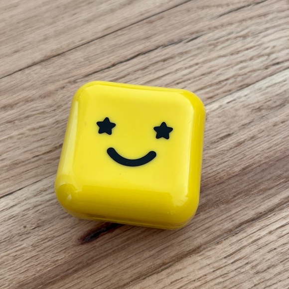 Starface Compact Mirror - Picture 2 of 4